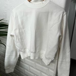❌SOLD❌ Aritzia TNA Sweatshirt